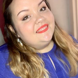 Meet your Posher, Ashlee